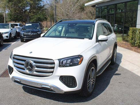 Certified 2025 Mercedes-Benz GLS 450 GLS 450 image 15
