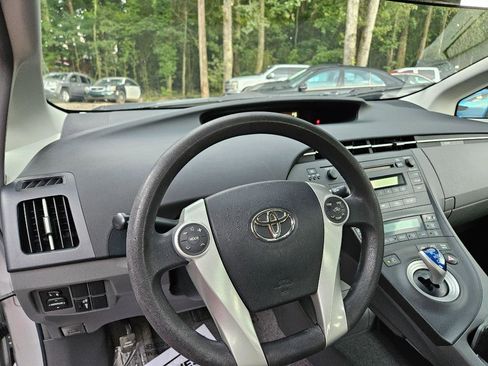 Used 2010 Toyota Prius Two image 18