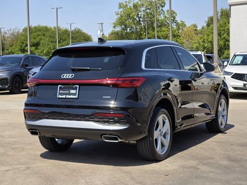 Certified 2025 Audi Q5 Premium Plus w/ Premium Plus AWD/4WD image 8