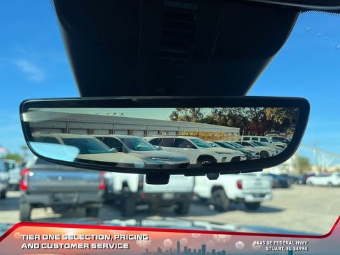 New 2026 GMC Acadia AT4 w/ Luxury Package image 25