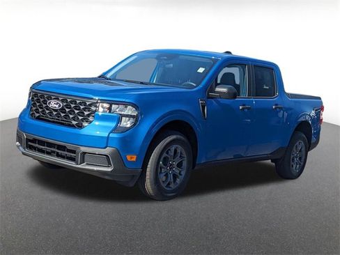 New 2025 Ford Maverick XLT w/ Equipment Group 301A image 7