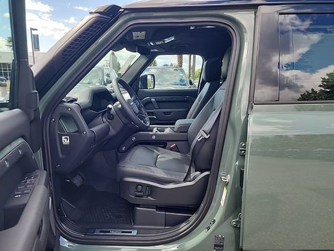 New 2026 Land Rover Defender 110 Trophy Edition AWD/4WD image 8