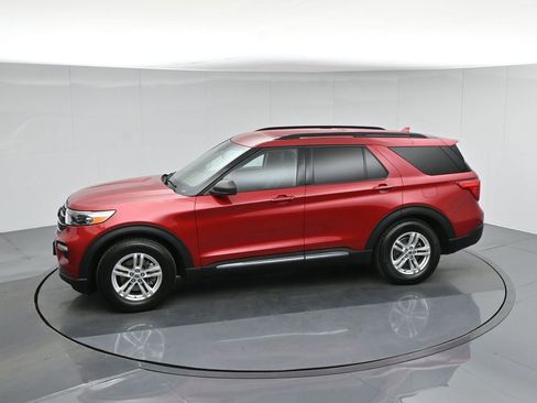 Used 2020 Ford Explorer XLT w/ Equipment Group 202A image 50