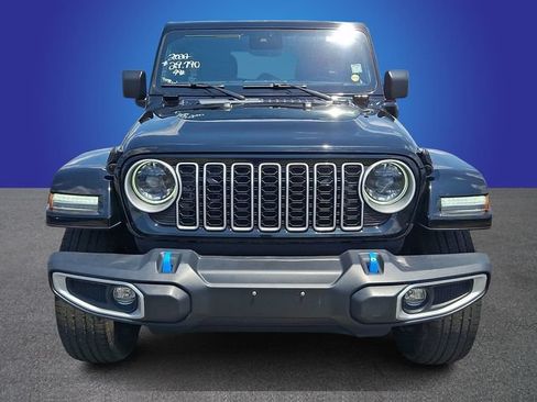 Used 2024 Jeep Wrangler Unlimited Sahara AWD/4WD image 2