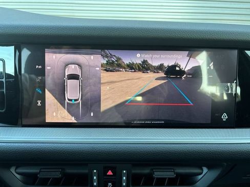Certified 2026 Porsche Cayenne AWD/4WD image 19