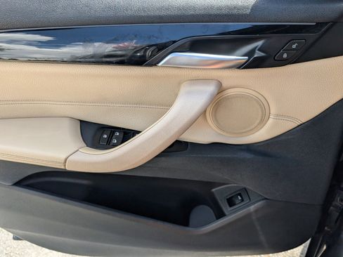 Used 2018 BMW X1 sDrive28i image 36