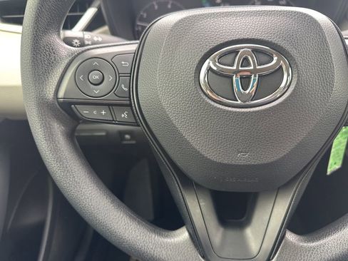 Certified 2025 Toyota Corolla LE image 15