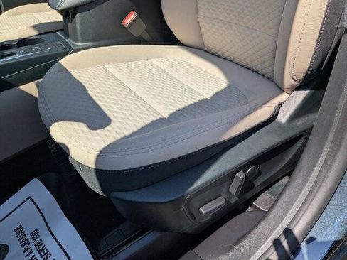 Used 2022 Ford Escape SE w/ Convenience Package AWD/4WD image 15