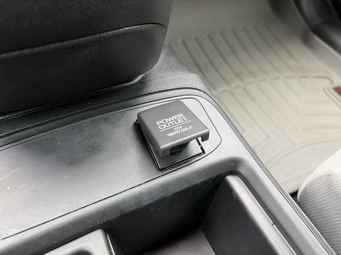 Used 2015 Honda CR-V LX image 29