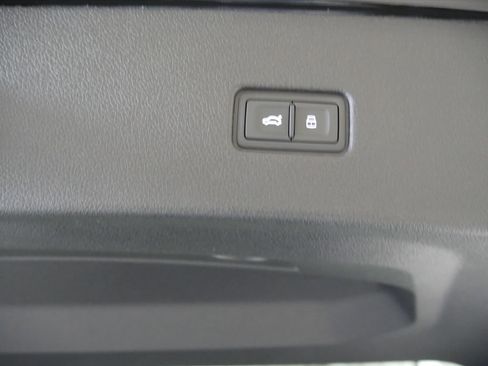 New 2026 Audi SQ8 Prestige image 25