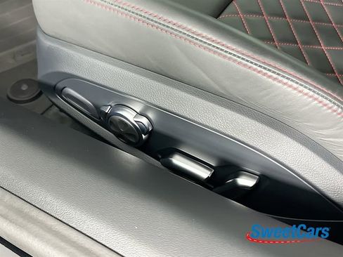 Used 2022 Audi R8 V10 performance image 33