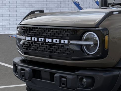 New 2026 Ford Bronco Badlands AWD/4WD image 19
