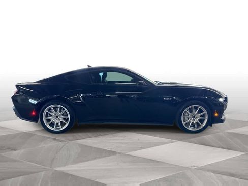 Used 2024 Ford Mustang GT Premium RWD image 9