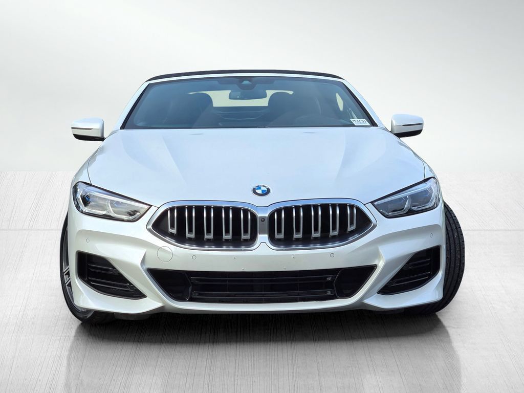 Used 2025 BMW 840i Convertible w/ Driving Assistance Package RWD image 2