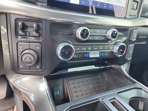 Used 2023 Ford F150 Lariat w/ Equipment Group 502A High image 28