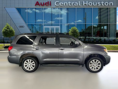 Used 2015 Toyota Sequoia Platinum image 8