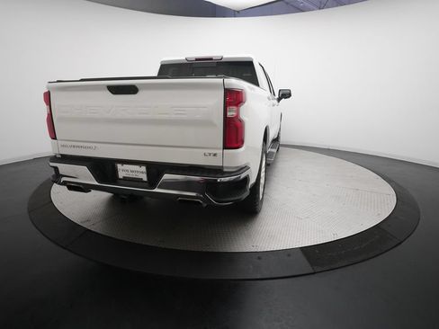 Used 2019 Chevrolet Silverado 1500 LTZ AWD/4WD image 14