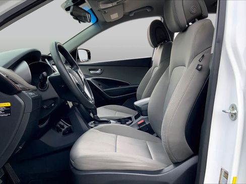 Used 2017 Hyundai Santa Fe Sport FWD image 8