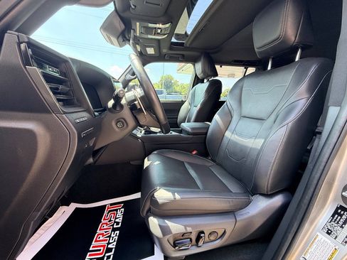 Used 2025 Lexus GX 550 w/ Accessory Package (Z1) AWD/4WD image 22