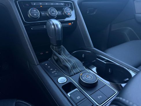 Used 2023 Volkswagen Atlas SE image 41