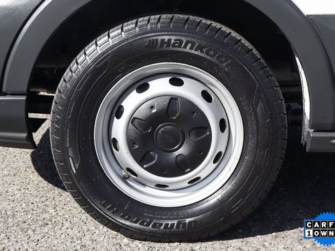 Used 2018 Ford Transit 350 XL image 41