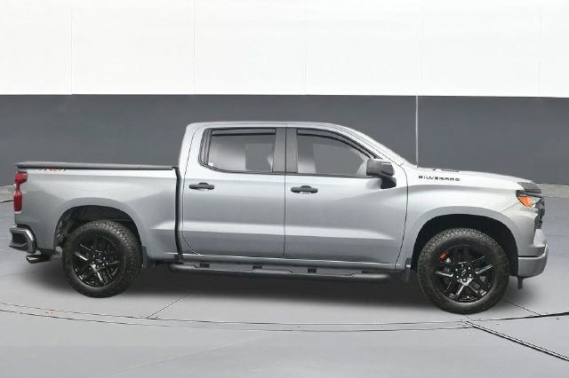 Used 2026 Chevrolet Silverado 1500 Custom w/ Turbomax Blackout Package AWD/4WD image 18