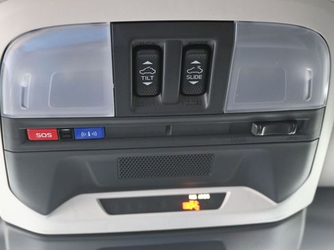 Used 2025 Subaru Crosstrek 2.0i Premium AWD/4WD image 10