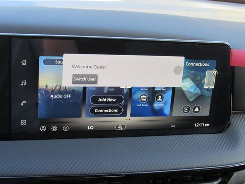 New 2026 Nissan Kicks SR image 13