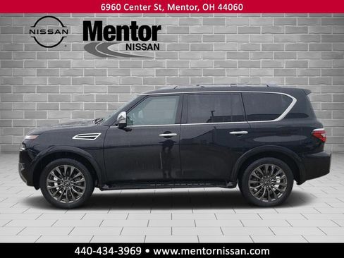 Used 2024 Nissan Armada Platinum w/ Captain's Chairs Package AWD/4WD image 4