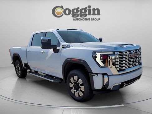 New 2026 GMC Sierra 2500 Denali AWD/4WD image 18
