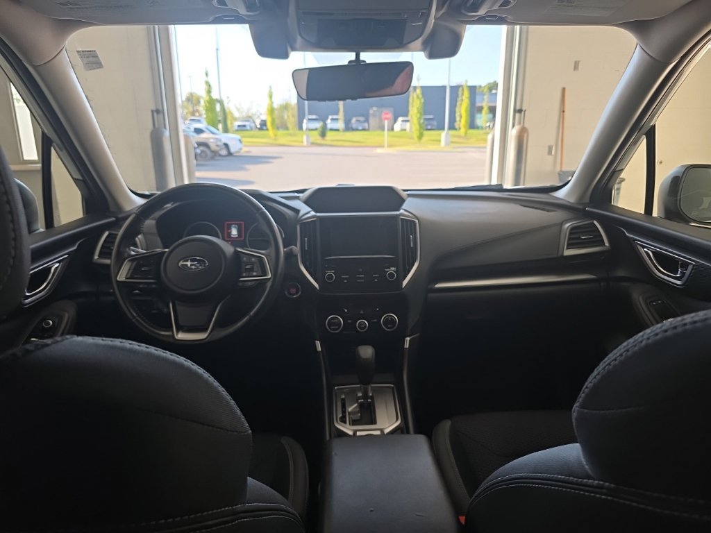 Used 2020 Subaru Forester Premium AWD/4WD image 23