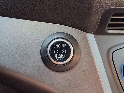 Used 2019 Ford Escape SE AWD/4WD image 22