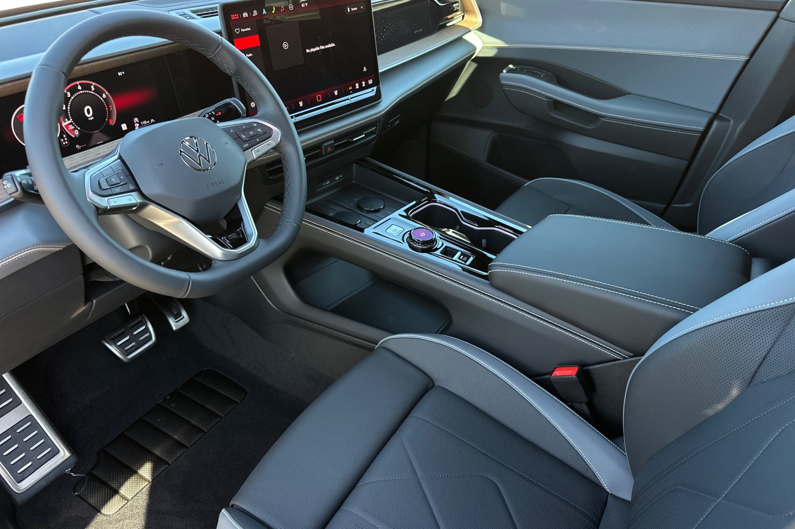New 2027 Volkswagen Atlas SEL R-Line AWD/4WD image 10