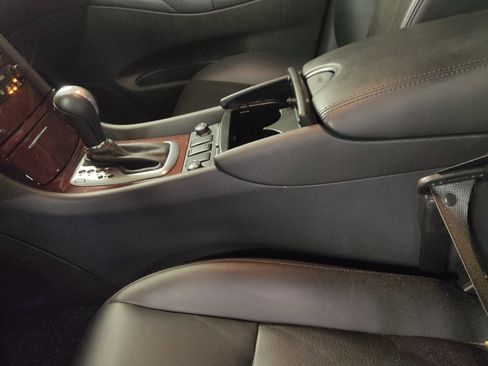 Used 2017 INFINITI QX50 AWD w/ Premium Plus Package image 26