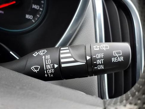 Used 2023 Chevrolet Equinox LS w/ LS Convenience Package image 32