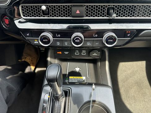 Used 2022 Honda Civic Sport Touring image 17
