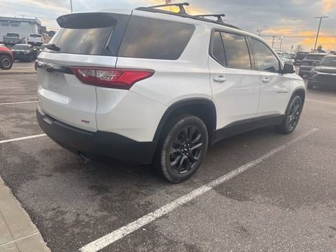 Used 2021 Chevrolet Traverse RS image 4