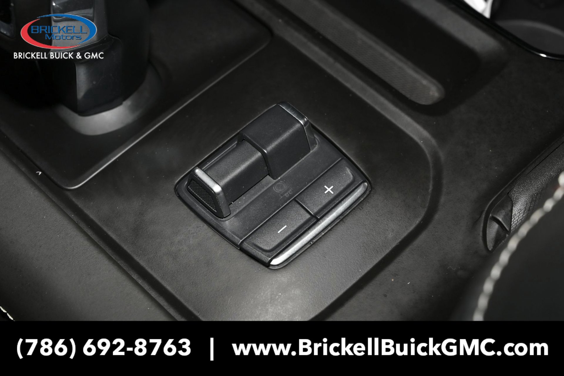 Used 2024 GMC Sierra 1500 AT4X AWD/4WD image 30
