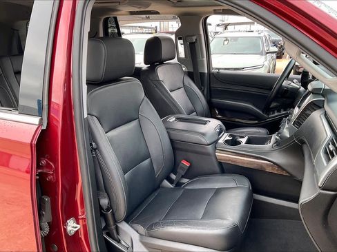 Used 2020 Chevrolet Tahoe LT image 9