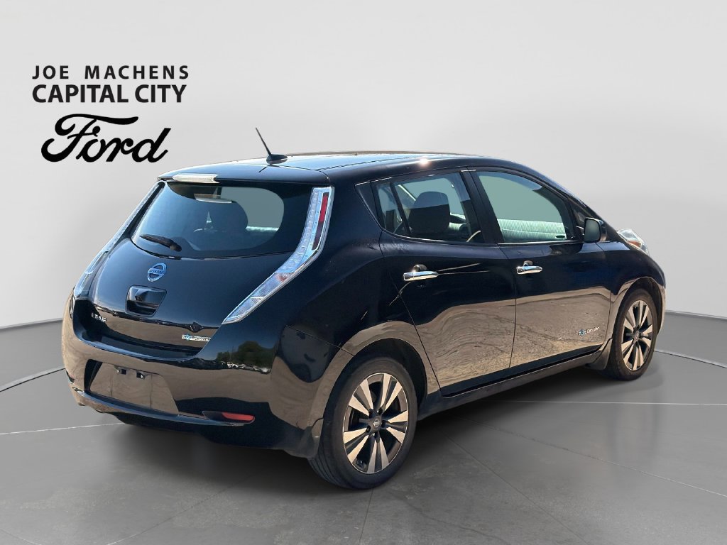 Used 2017 Nissan Leaf SV w/ Premium Package FWD image 6