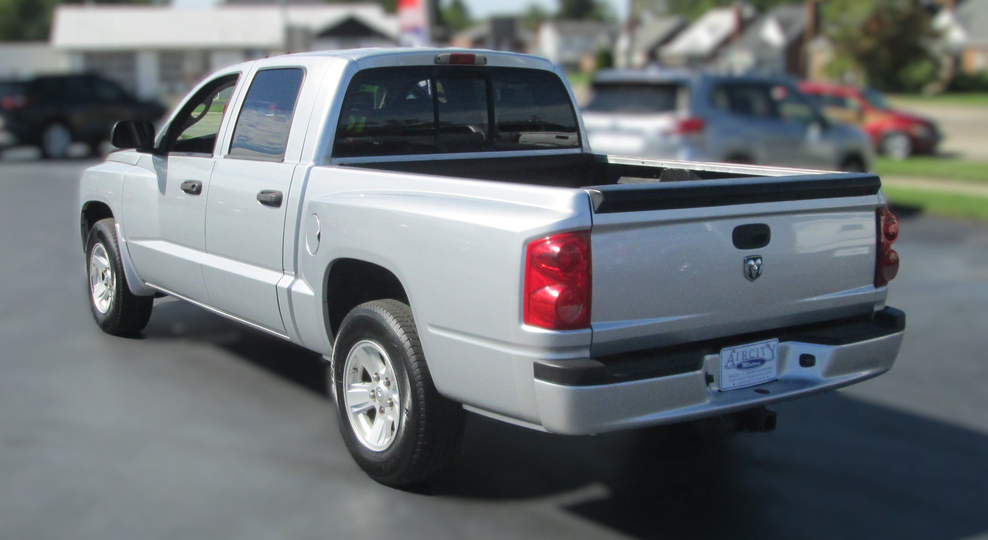 Used 2008 Dodge Dakota SLT w/ Trailer Tow Group AWD/4WD image 6