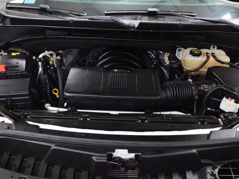 Used 2023 Cadillac Escalade ESV Premium Luxury Platinum w/ Heavy-Duty Trailer Package image 31