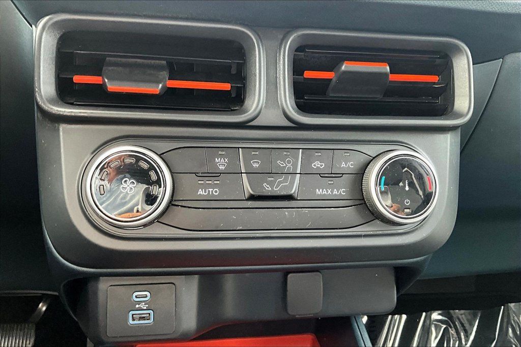 Used 2024 Ford Maverick XLT FWD image 17