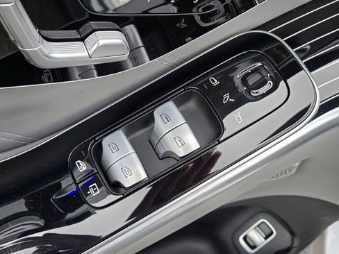 Certified 2023 Mercedes-Benz Maybach S 680 4MATIC image 23