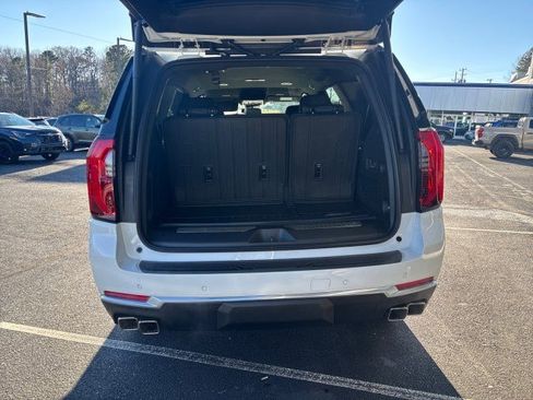 New 2026 GMC Yukon Denali w/ LPO, Floor Liner Package image 52
