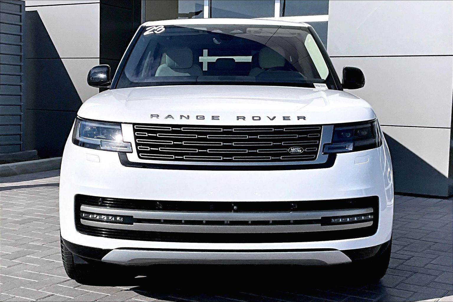 Certified 2023 Land Rover Range Rover SE AWD/4WD image 2