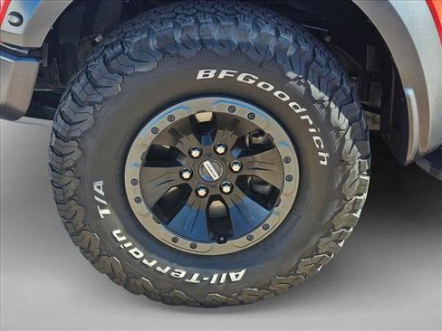 Certified 2018 Ford F150 Raptor w/ Equipment Group 802A Luxury image 22