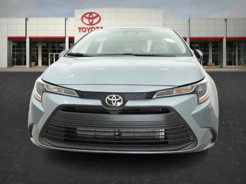 New 2026 Toyota Corolla LE image 2
