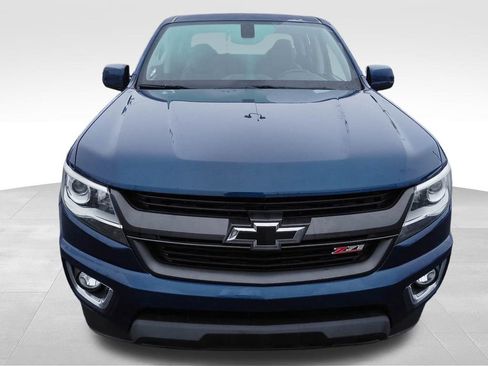 Used 2020 Chevrolet Colorado Z71 image 2