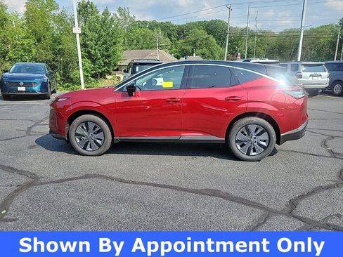 Used 2025 Nissan Murano SL w/ Cargo Package image 2